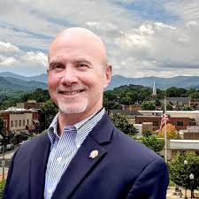 Waynesville's mayoral race heats up with inclusion of Reece