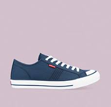 Desde las zapatillas chain reaction y trigreca, hasta otras zapatillas de caña alta y baja adornadas con motivos de la firma. Comprar Zapatillas De Hombre Online Al Mejor Precio Catchalot