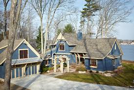 Escape to lakeside cottages and make sure you bring an appetite. Lakeside Cottage Home Bunch Interior Design Ideas