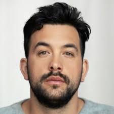 Sarah-Jeanne (@sarahjlabrosse)