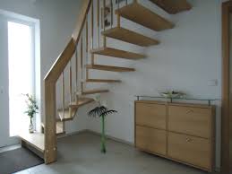 Freitragende Holztreppe Buche Direkt Vom Hersteller Unnerstall Treppen Treppe Holztreppe Holz Treppenmeister Unnerstall Holztreppe Treppe Architektur Haus