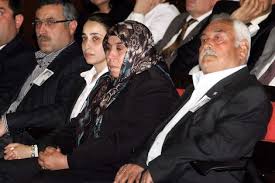 Sibel arslan hakkında randevu ve bilgi almak için tıklayınız. Dr Ersin Arslan In Ailesinin De Katildigi Torende Duygulu Anlar Yasandi Medimagazin Saglik Haber Portali Saglik Personeli Haberleri