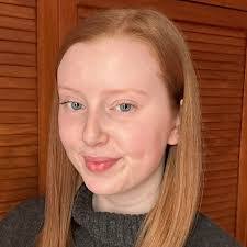 Tabitha Hunt's Instagram, Twitter & Facebook