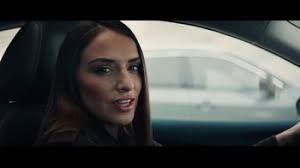 The 2020 nissan sentra went on sale earlier this year in march when nissan launched it with an ad featuring actress brie larson more popularly known on the screen as captain marvel. Nissan Tv Commercial Hollywood Sentra Spanish T2 Ispot Tv