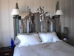 Cet adhésif mural pour tête de lit vous apportera une ambiance bord de mer pour votre chambre, de quoi vous donner des envies de vacances ! 40 Idees De Chambre D Enfants Cabine De Plage Chambre Enfant Cabane De Plage