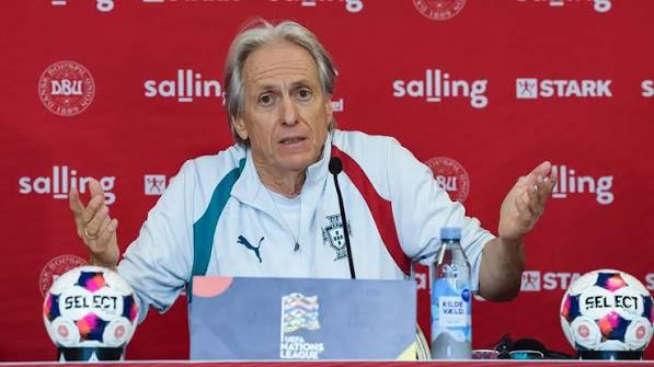 Jorge Jesus lembra Ronaldo no Al Nassr: &laquo;At&eacute; tocava bombo com o Cris&raquo; | MAISFUTEBOL