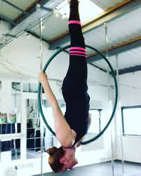 Single Shoulder Stand Cerceau Aerien Cerceau