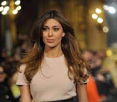 Capelli di belen rodriguez con coda di cavallo. Capelli Belen Rodriguez Foto 26 40 Pourfemme Capelli Acconciature Castane Prodotti Per Capelli
