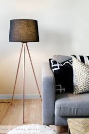 Make an industrial chic lamp from pipe fittings Diy Floor Lamps 15 Simple Ideas That Will Brighten Your Home