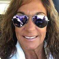 Shelly Fox Email & Phone Number