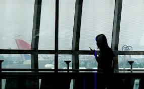 Sagoma del passeggero dell'aeroporto Immagine gratis - Public Domain  Pictures