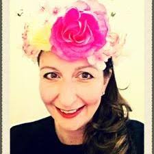 Lizette Conneely (@lankiephulani)