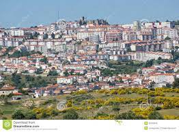 O regulamento relativo à guarda europeia de fronteiras e costeira entrou em vigor em 6 de outubro de 2016 e o novo mandato, com capacidades. Guarda Allgemeine Ansicht Der Hoheren Stadt In Portugal Stockbild Bild Von Platze Stark 55232663