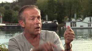 Le 25 mai dernier, laurent bignolas a repris le chemin des studios aux commandes de télématin. Temoignage De Laurent Bignolas Sur Le Projet The Sea Cleaners Youtube