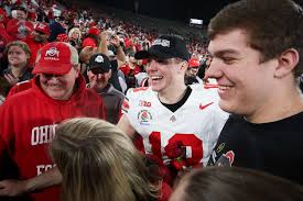 All About Will Howard's Parents, Bob and Maureen Howard