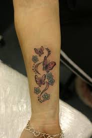Small Flower Tattoo Ideas Butterflytattoo Designs Small Wrist Butterfly Flower Tattoos Butterfly Wrist Tattoo Butterfly Tattoo Designs Wrist Tattoos Girls