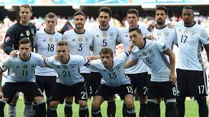 * wie wird deutschland heute in das viertelfinalspiel gegen italien gehen? Em 2016 Dfb Aufstellung So Konnte Deutschland Heute Gegen Italien Spielen Fussball Em