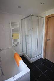 Schöne 3 raum wohnung in reichenbrand im 1.og lautet die titelzeile dieses angebots in der newhome mehr relevante immobilienanzeigen zu ihrer suche sind unter chemnitz zu finden. 3 Zimmer Wohnung Zu Vermieten Birkenhof 4 09117 Chemnitz Reichenbrand Mapio Net