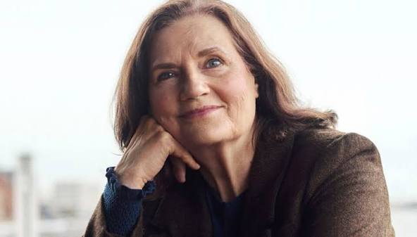 Tina Gylling Mortensen fylder snart 70 år – og hun har det lidt underligt  med den alder