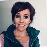 Sonya Mcleod's Instagram, Twitter & Facebook