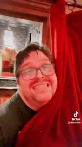 As a doorman, i have to close up the theater. I saw my chance and i took  it! #riseofthepinkladies #greasemusical #lookatmeimsandradee #comedy  #tuffer #theaterlife #broadway #broadwaylife ...