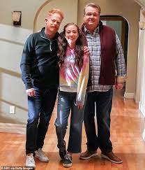 Eric metaxas (born 1963) is an american christian author, speaker, and conservative radio host. Modern Family Series Creators Consider A Spin Off For Jesse Tyler Ferguson And Eric Stonestreet Daily Mail Online