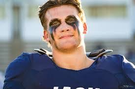 Kasey Berg's Instagram, Twitter & Facebook