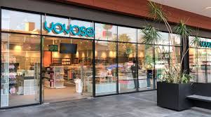 Buy a wide range of clothes, apparel, accessories, watches, shoes online at tablez Yoyoso Pongran
