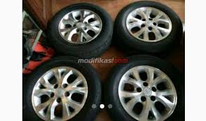 Harga ban bridgestone innova 2018. Velg Innova V 2005 Serta Ban Bridgestone Ecopia 90