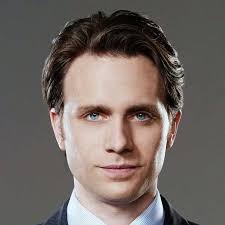 El viatge de l'heroi. Anàlisi estructural i de guió de la sèrie Mr Robot