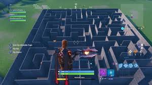 Besides his classic deathrun maps, cizzorz has also created a maze/escape map, called death maze. Fortnite Deathmatch Maze How Do I Get A Code For It Fortnitecreative