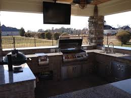 We offer upgrades to accommodate both our standard and bar height modules, such as the split bar kit, foot rest kit, and many more. Target Chesapeake Va With Traditional Patio And Outdoor Bar Outdoor Bbq Outdoor Entertaining Outdoor Fridge Outdoor Kitchen Outdoor Kitchens Patio Patio With Bar Finefurnished Com