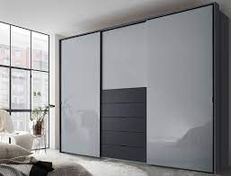 Schwebetürenschränke mit in die front integrierten frei zugänglichen. Staud Media Multi Kleiderschrank Mit Tv Fach Und Schubkasten Variabel Mobelmeile24