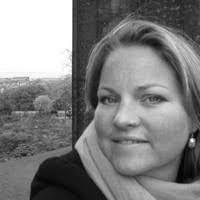 Melanie Pol's Instagram, Twitter & Facebook