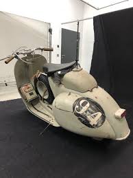 vespa おしゃれまとめの人気アイデア pinterest thighs ヴィンテージベスパ ランブレッタ スクーター