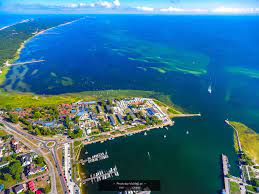 Heisternest) is a laid back resort town in puck county, pomeranian voivodship, northern poland. Jastarnia Zdjecia Z Drona 2018 07 Visit360 Pl Spacery Wirtualne Zdjecia I Filmy Z Drona Strony Www