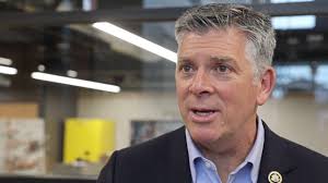 Video: U.S. Rep. Darin LaHood tours the new Advanced Manufacturing Center,  Heartland Community College