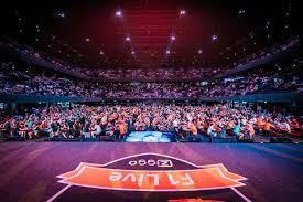 Je ziet het allemaal op ziggo sport kanaal 14. Ziggo F1 Live 10 000 Fans Schreeuwen Max Verstappen Naar Zege In De Ziggo Dome Nog Lang Doordreunen Racexpress