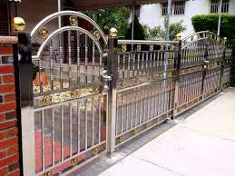 Ada desain yang unik begitu banyak dan modern yang anda dapat memilih kapan menggunakan stainless steel. 8 Tips Merawat Pagar Stainless Steel Agar Tetap Mengkilap Dan Tidak Kusam Arafuru