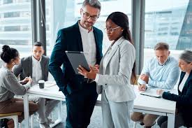 16 Great Leadership qualities in corporate that you need to excel