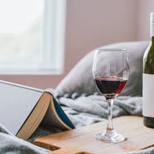 Drinking In Coronavirus Isolation Experts Warn Australians To Monitor Their Intake Life And Style The Guardian