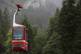In rechtlicher sicht handelt es sich um einen verein. Alteste Schweizer Seilbahn Hat Letzte Fahrt Hinter Sich Denkmalpflege Schweiz