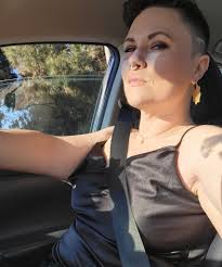 The Performers Forum is looking forward to accepting mezzo Soprano Holly to  its Vocal studio this January! Along with 4 more new Singers! Welcome!