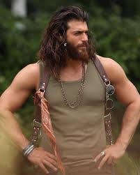 Can caught the world's attention when the turkish series erkenci kus burst onto the. Can Yaman Uomini Bellissimi Stili Di Moda Maschile Uomini