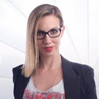 Nicole Senn's Instagram, Twitter & Facebook