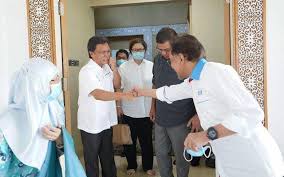 Angkatan muda keadilan (amk) sabah menempelak cadangan pihak tertentu supaya calon parti itu bertanding menggunakan logo parti warisan sabah (warisan) pada pilihan raya negeri (prn). Akhirnya Pkr Mengalah Guna Logo Warisan Prn Sabah Minda Rakyat