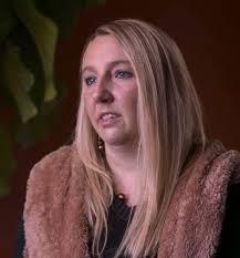 Julie Harmon's Instagram, Twitter & Facebook