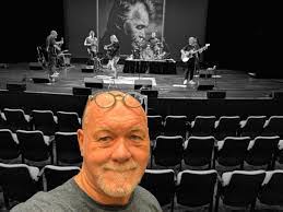 Jeri Blumenstein's Instagram, Twitter & Facebook