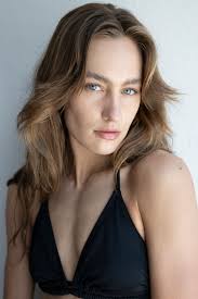 FEMALE TEENS & YOUNG WOMEN — M&I Models