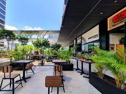 Hot Thai Food At Chatramue Flagship Store In Plq The Ordinary Patrons